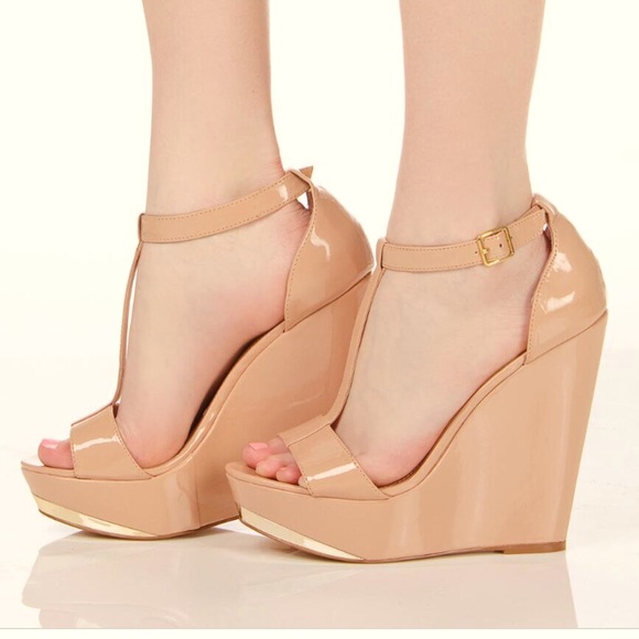 Sz 7.5 Madden Xtrime T-strap Wedges - Picture 11 of 11